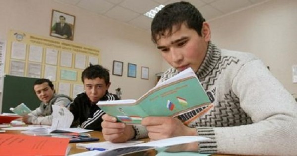 Русскоговорящие мигранты с родней в РФ смогут получить бессрочный вид на жительство