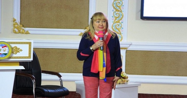 Народная артистка России Наталья Гвоздикова рассказала о себе, работе и поделилась впечатлениями о Таджикистане