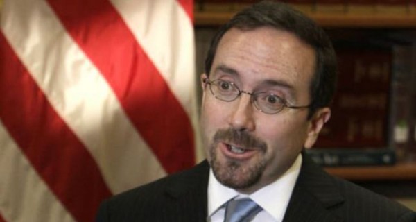 Посол США в Кабуле прокомментировал перестановки в афганском правительстве