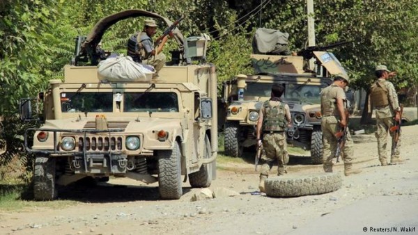 Боевик-смертник произвёл нападение на колонну войск НАТО в провинции Парван