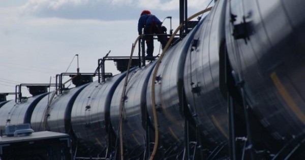 Казахстан ратифицировал соглашение по поставкам нефти в Узбекистан