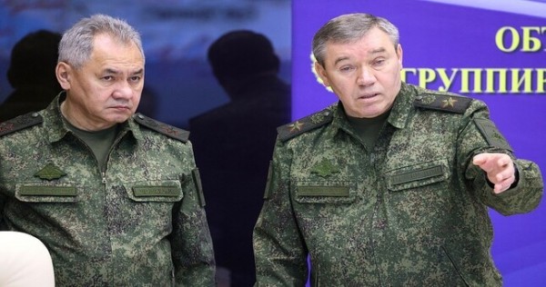 Кремль прокомментировал ордера МУС на арест Шойгу и Герасимова