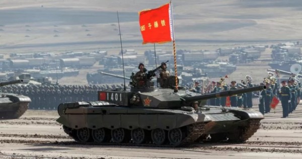 В Минобороны Китая заявили о проведении подготовки на случай войны
