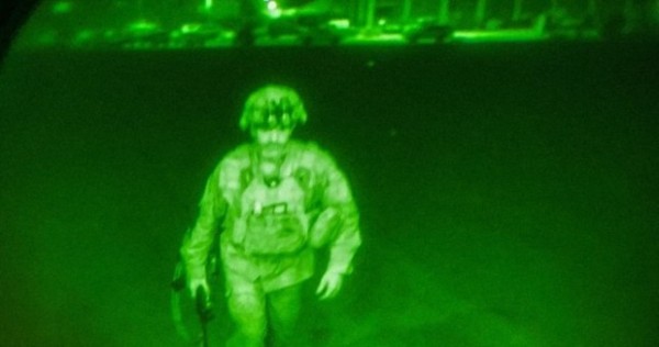 Талибы объявили выходным день вывода иностранных войск из Афганистана