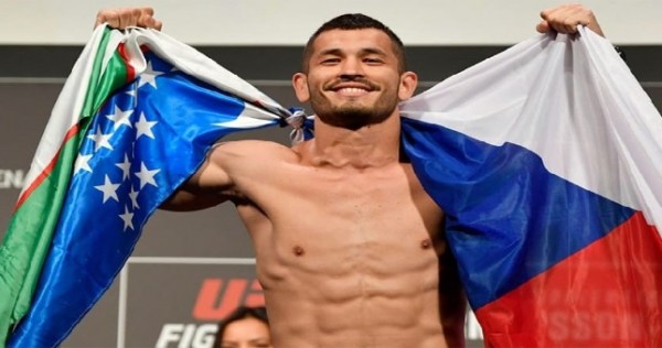 Узбекского бойца UFC в Чехии признали опасным для общества и лишили европейской визы