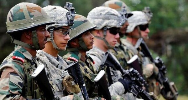 США пытаются втянуть Индию в войну с Китаем – индийский эксперт