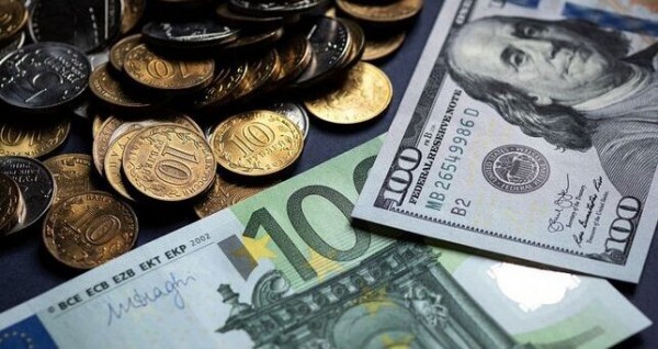 Отказ России от доллара в ФНБ: сигнал для союзников по ЕАЭС