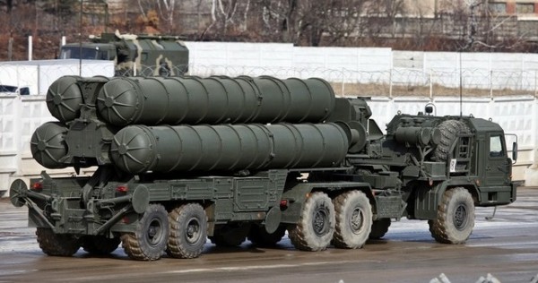 Турция предостерегает США от давления из-за С-400