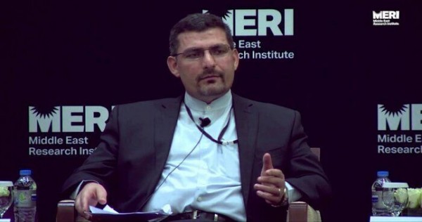 Иран прокомментировал задержание в США аналитика иранского происхождения