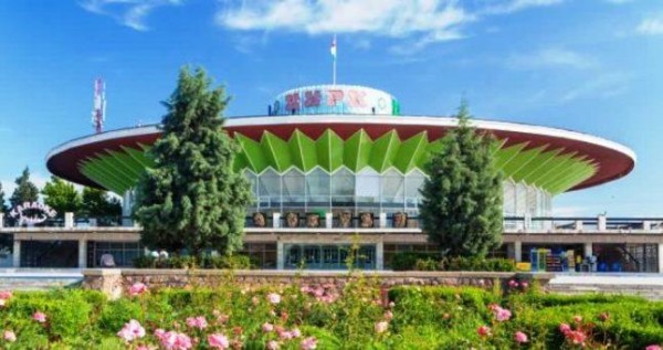 Весь январь на арене Таджикского цирка — захватывающая шоу-программа!
