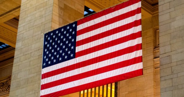 Сенаторы США вновь призывают ввести санкции против Турции из-за С-400