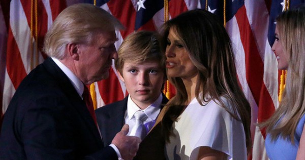 Трампа с семьей спрятали в подземном бункере во время протестов у Белого дома, - СМИ