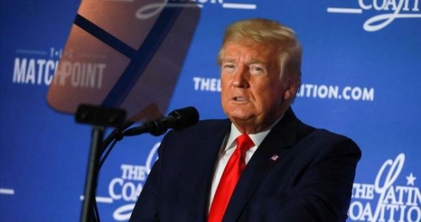 Трамп подписал закон о помощи экономике США на $2,2 трлн