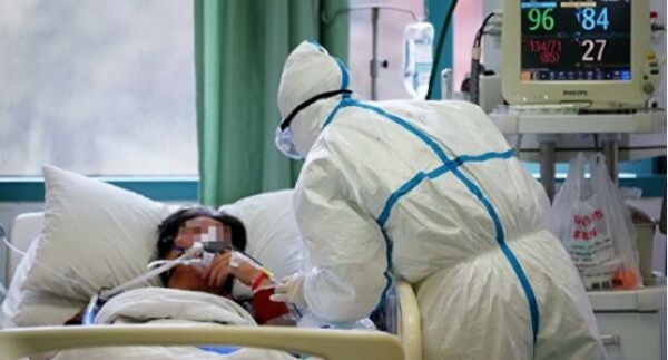 В Китае число зараженных новым вирусом выросло до 830 человек