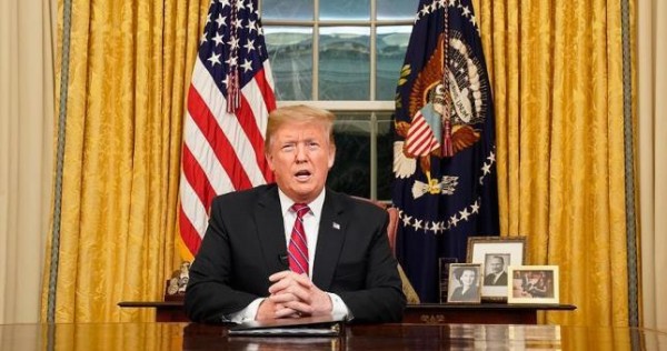 Трамп обвинил демократов в бюджетном кризисе