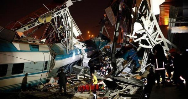 Столкновение поездов в Анкаре: 9 погибших, 47 раненых