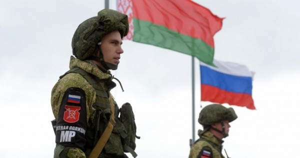 Военная база США в Польше ставит вопрос о российской базе в Беларуси – эксперт