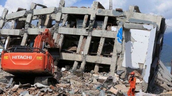 Индонезия: около 1800 погибших, 5 тысяч человек пропали без вести