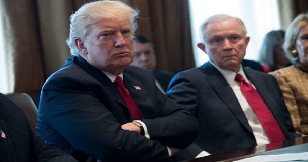Дональд Трамп восемь раз просил провести встречу с президентом Ирана