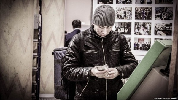 Как кыргызские мигранты погорели на финансовой пирамиде «Кэшбери»