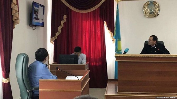 Родственники 52 узбекистанцев, погибших при пожаре в автобусе в Казахстане, требуют по 150 миллионов тенге