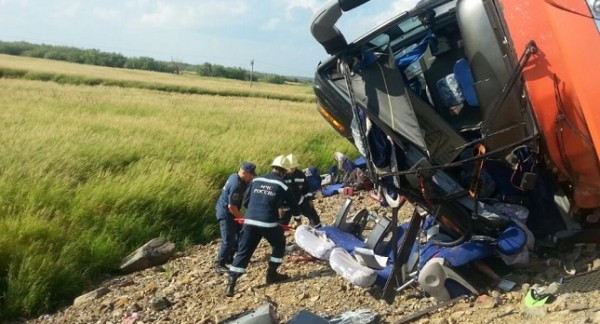 В России опрокинулся автобус с гражданами Таджикистана