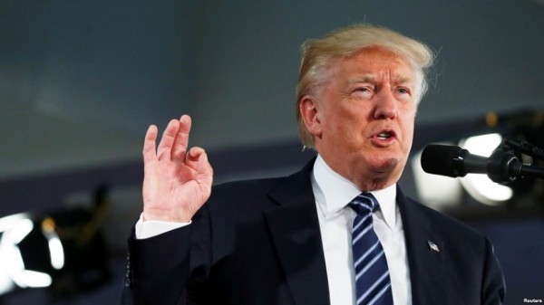 Трамп осудил нападение, где погибли двое защищавших мусульманок