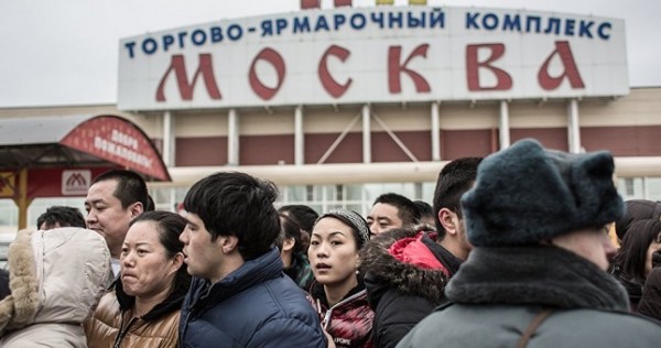 Кандидат в мэры Москвы пригрозил мигрантам из Таджикистана выселением