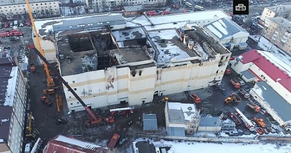 Дверь кинозала «Зимней вишни» запер один из посетителей ТЦ