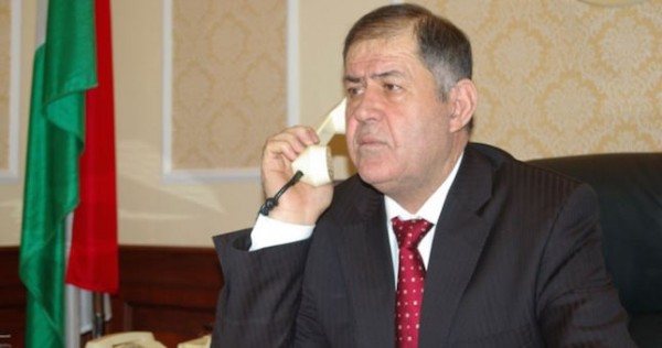 Абдулмаджид Достиев: «Ни один политик не имеет столько рейтинга и уважения среди россиян, как Владимир Путин»