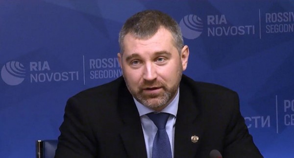 Коженов: у узбекских мигрантов нет лидера, а таджики - самые организованные