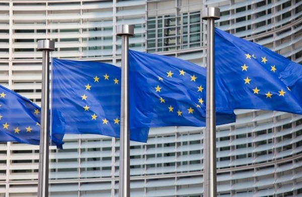 Евросоюз может прекратить программы помощи Афганистану в случае выявления коррупции
