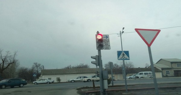 В Узбекистане поворот на красный будет разрешен?