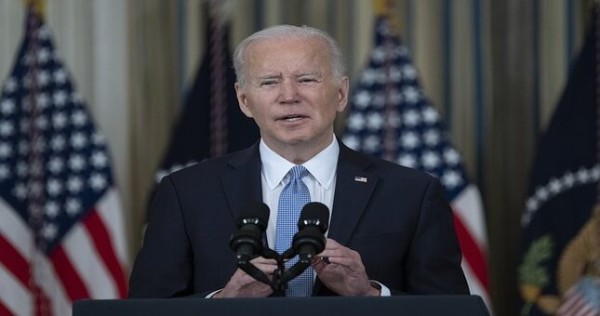 Байден принял решение баллотироваться на новый срок назло Трампу