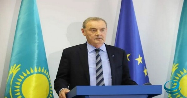Визит в Казахстан: что заявил спецпосланник ЕС по санкциям прессе?