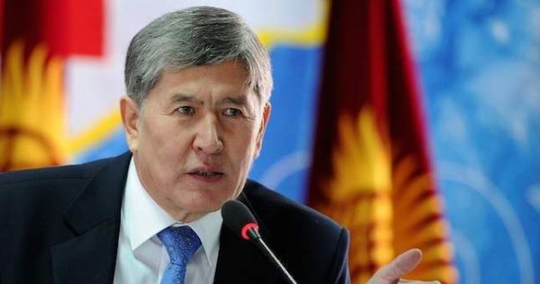 Атамбаев лично ответил казахстанскому министру по поводу уборщиц