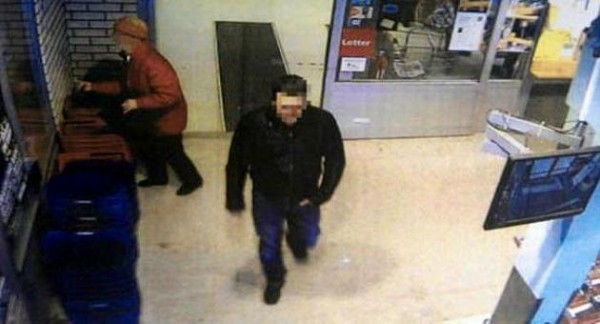 В противников режима Каримова в Швеции и Турции стреляли члены одной международной сети наемных убийц?