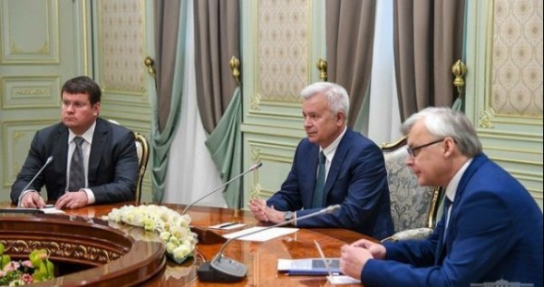 Каримов без всяких законов изменил брачный возраст для девушек в Узбекистане