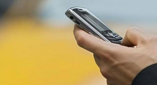 В Таджикистане сотовые операторы отключили услугу смс-сообщений