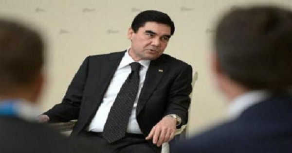 Бердымухамедов объявил выговоры членам правительства