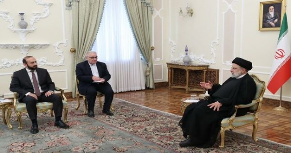 Иран заявил о готовности разрешить споры между Азербайджанской Республикой и Арменией