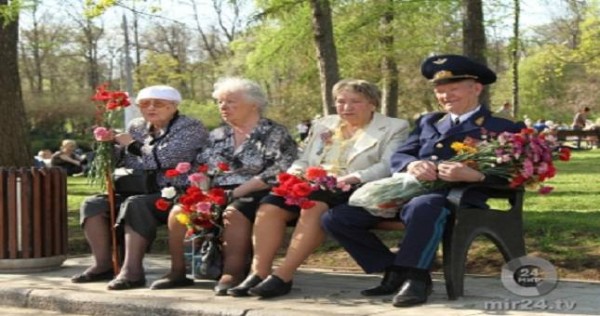 Ветераны в День Победы смогут бесплатно позвонить друзьям в СНГ
