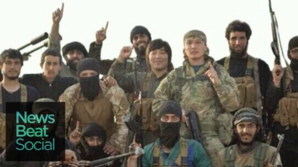 Уйгурские боевики из ИГИЛ сняли видео, где впервые угрожают Китаю вернуться на родину и "пролить реки крови"