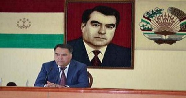 Мэр Худжанда наградил местных спортсменов