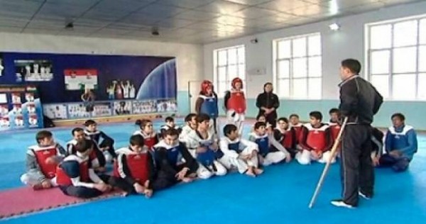 Таджикистанские тхэквондистки готовятся к важному турниру в Китае