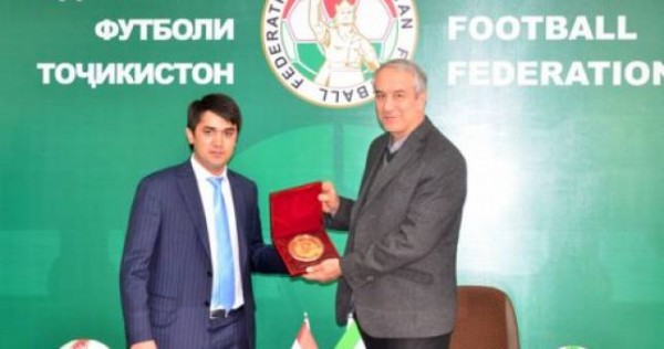 Федерации футбола Таджикистана и Ирана подписали меморандум о сотрудничестве