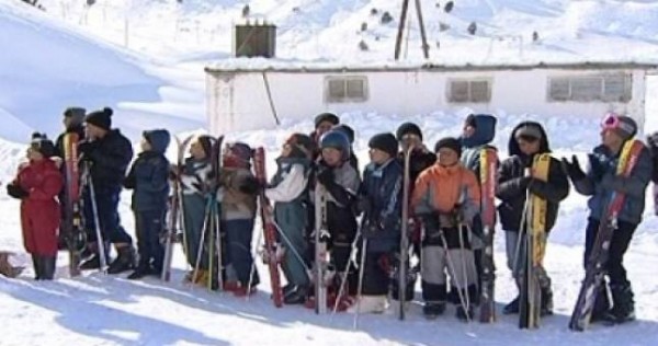 В Таджикистане прошел открытый чемпионат республики по лыжному спорту