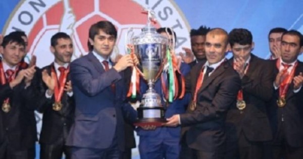 Рустам Эмомали вручил чемпионский кубок кулябскому «Равшану» (ФОТО)Рем