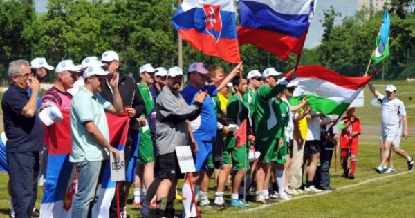 Абдулмаджид Достиев признан лучшим игроком турнира среди посольств в Москве