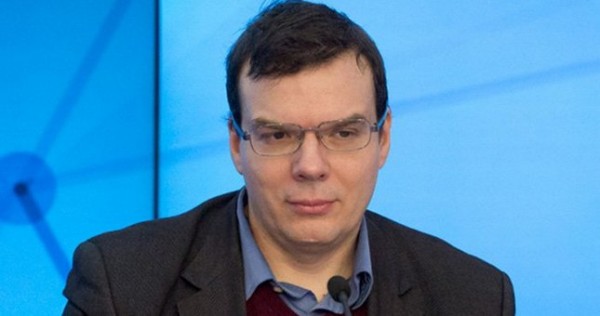 Российский эксперт объяснил, почему на выборах в Таджикистане победил Эмомали Рахмон